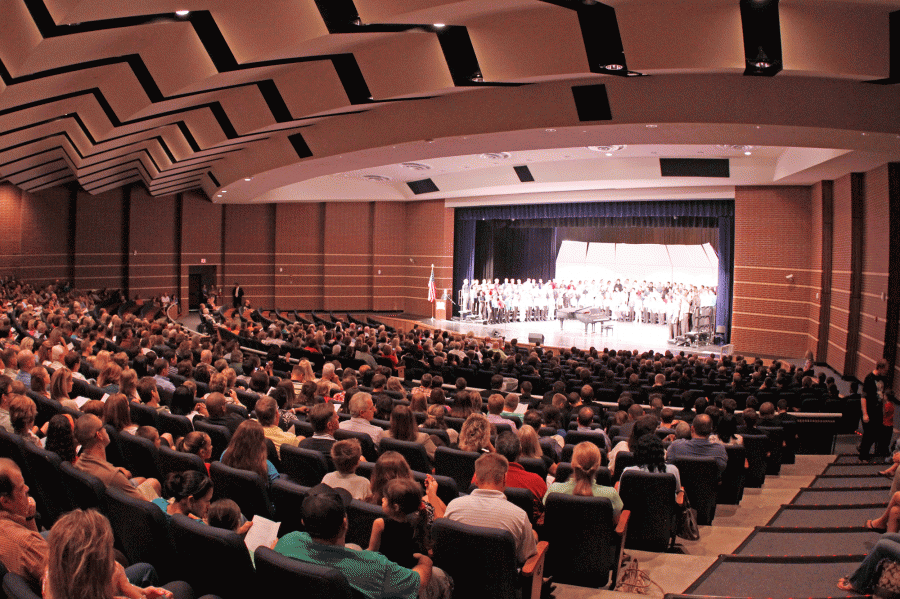 Choir performs in fall concert