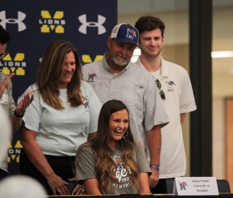 Emma Ponder signs to Memphis University for softball.